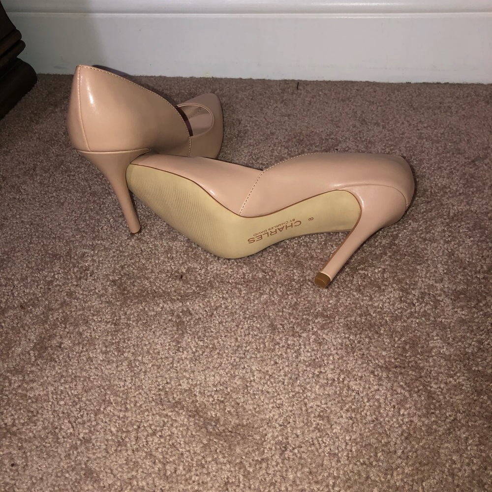 Charles David size 8 nude pump never worn - Picture 3 of 4